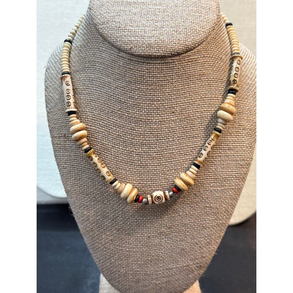 Vintage 1980s Bone Bead Necklace 16 Inch Tribal Boho Carved Beads